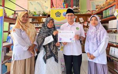 Perpustakaan Raudhatul Ilmi mengadakan kegiatan Bedah Buku